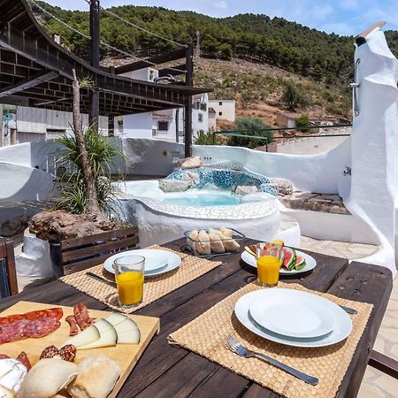 Alcaucín Town House With Roof Terrace And Plunge Poolヴィラ エクステリア 写真